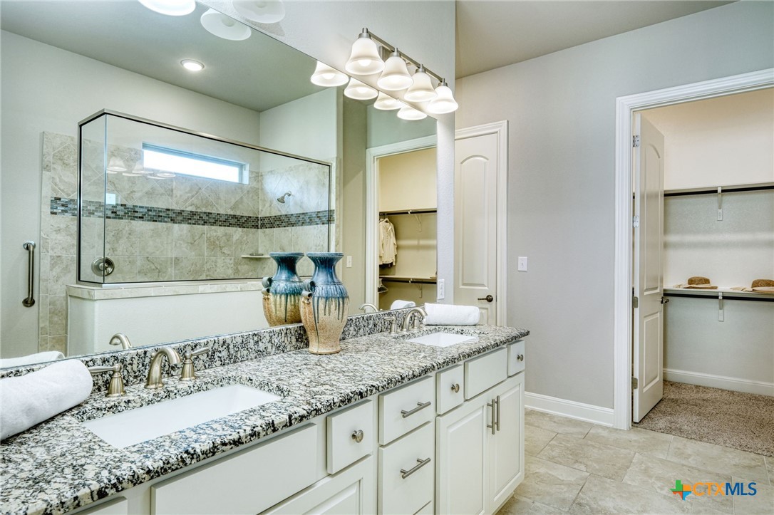 3245 Veneto Way Property Photo 16