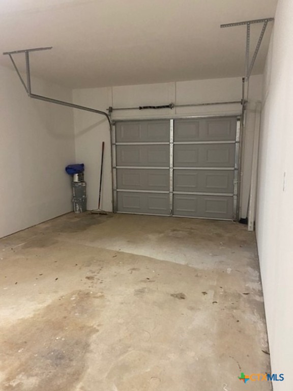 1025 E Fannin Street Property Photo 20