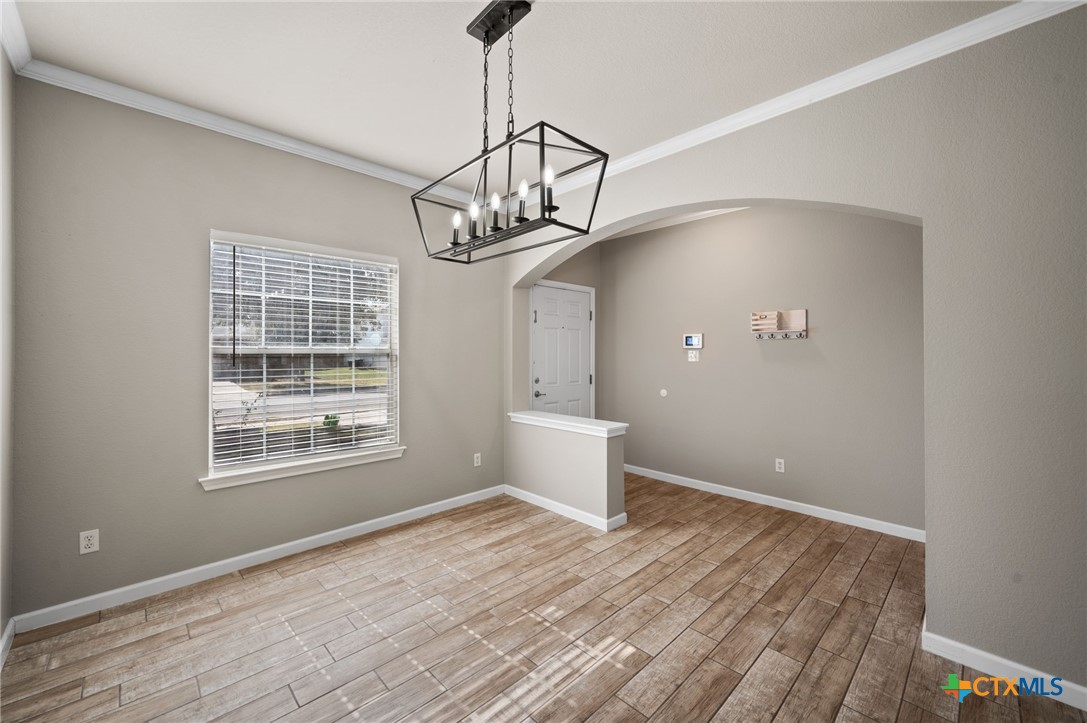 202 Flinn Street Property Photo 5