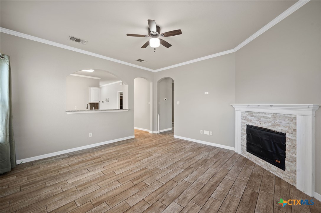 202 Flinn Street Property Photo 8