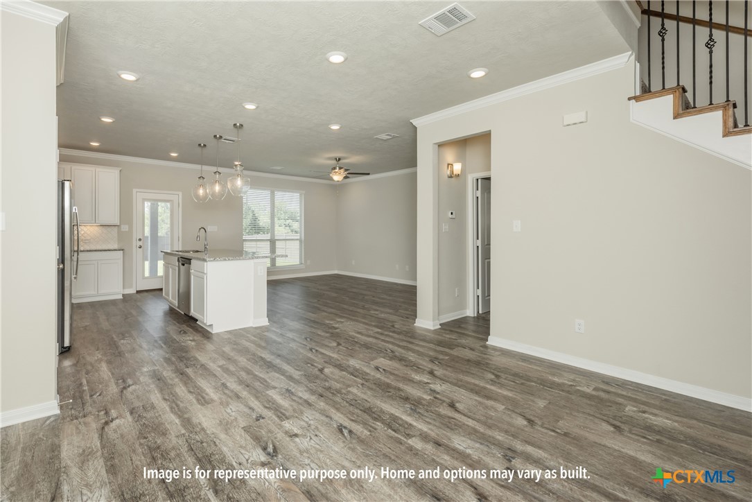 7100 Mcgregor Loop Property Photo 2