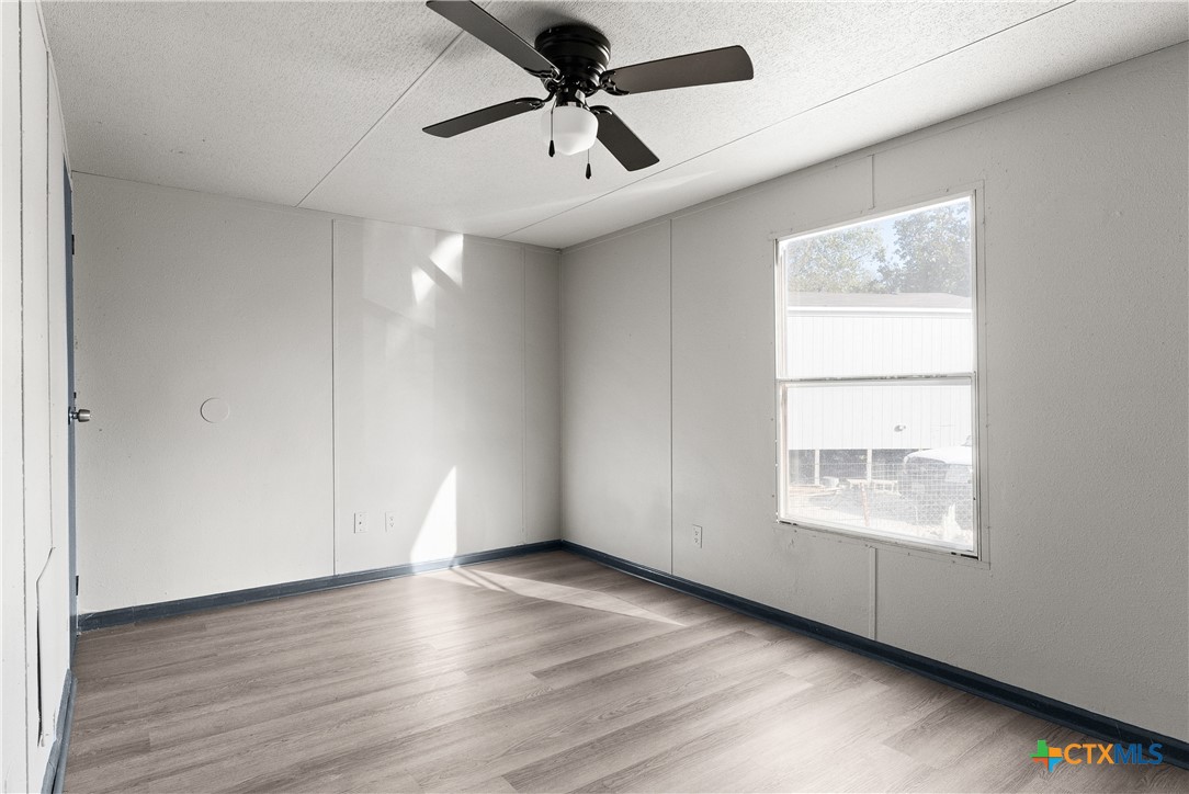 210 Latham Circle Property Photo 17