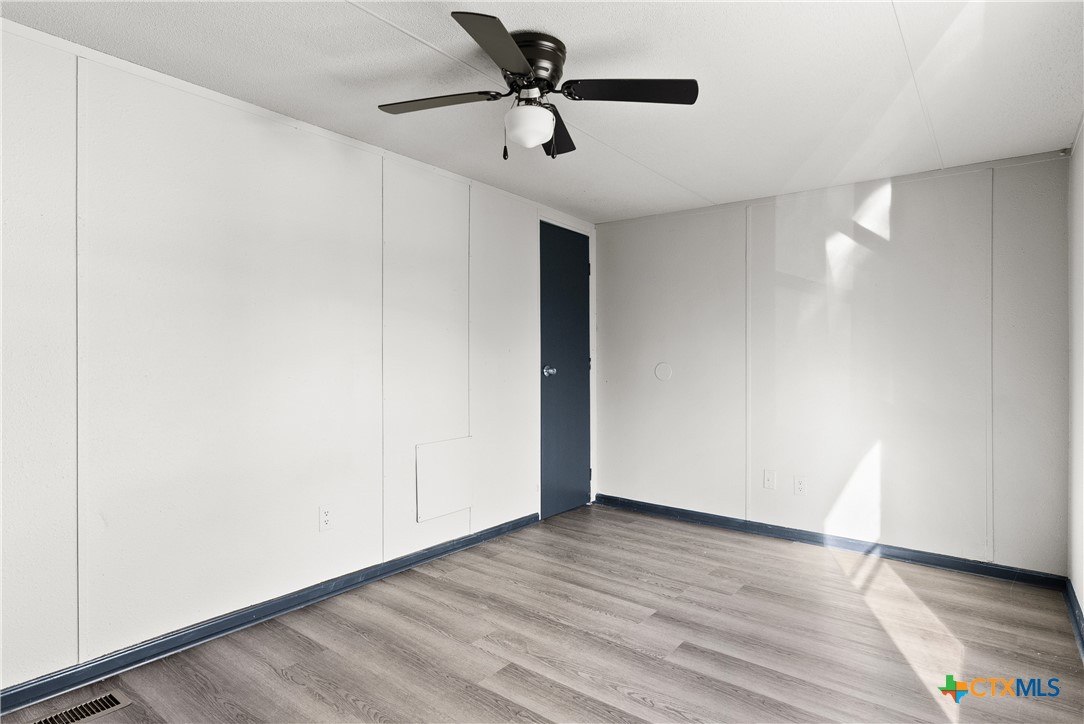 210 Latham Circle Property Photo 18