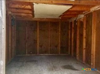 210 Latham Circle Property Photo 22
