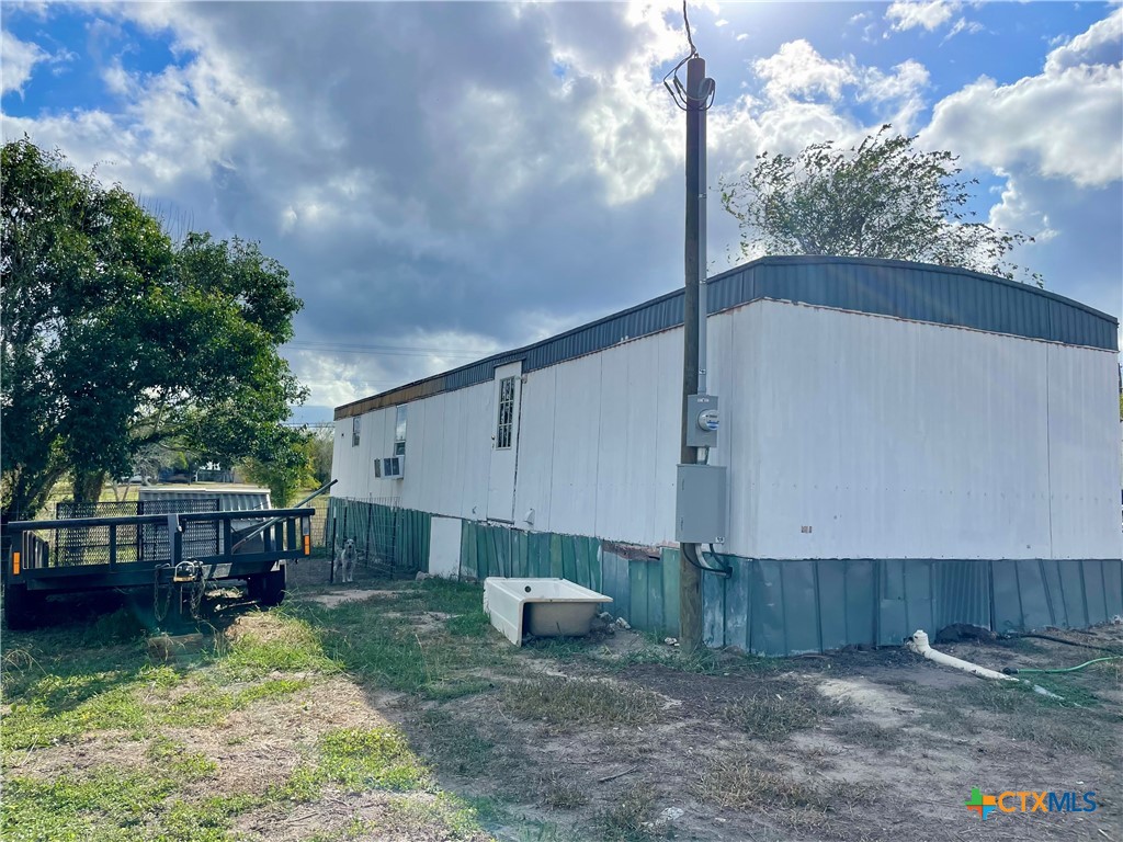 822 E Fannin Street Property Photo 16