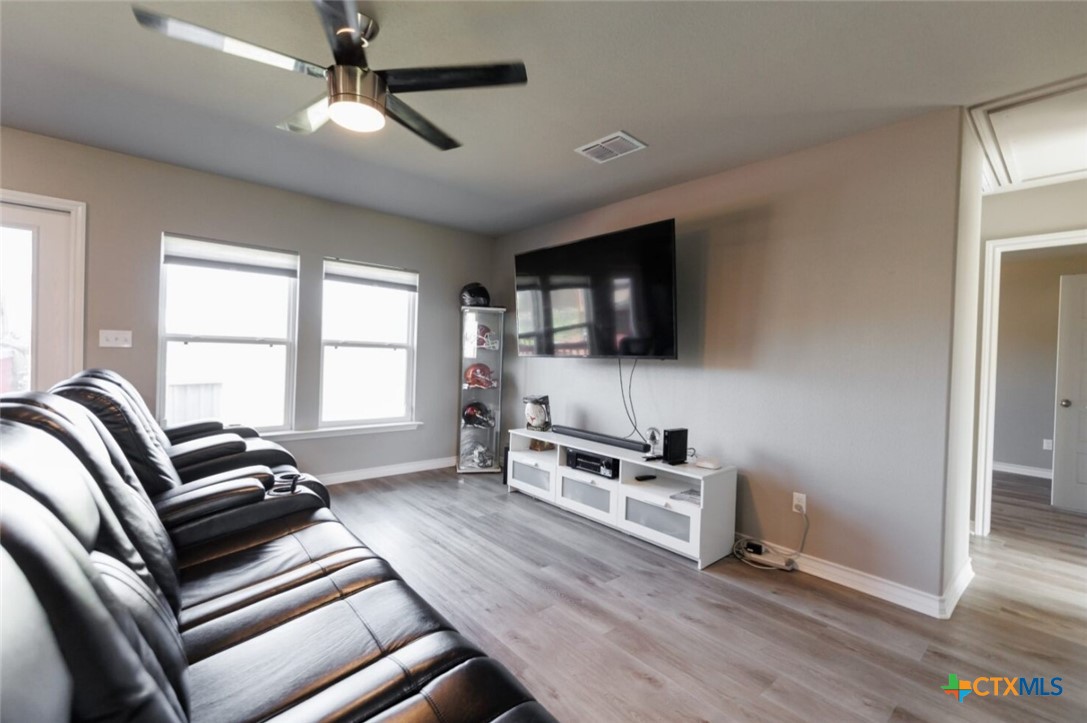2354 Belair Avenue Property Photo 12