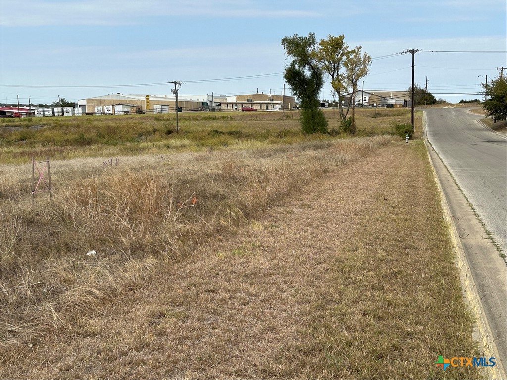 5310,5404, 5200 E Veterans Memorial Boulevard Property Photo 3