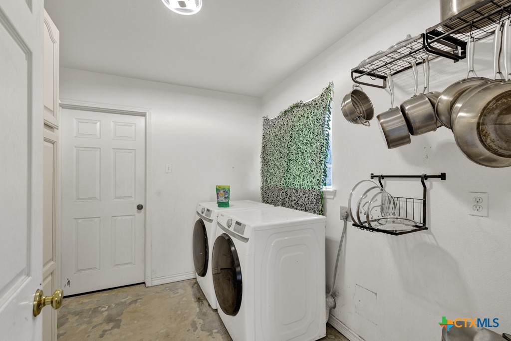 10 Cherry Hill Drive Property Photo 16