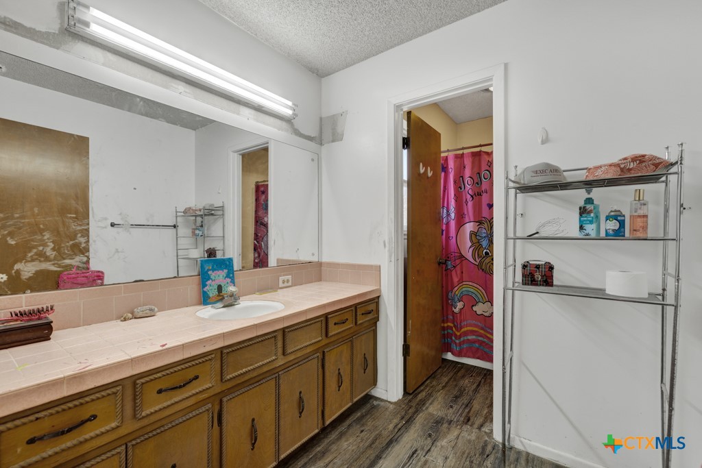 10 Cherry Hill Drive Property Photo 25