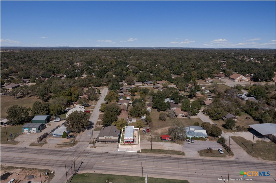 1916 W Cameron Avenue Property Photo 2