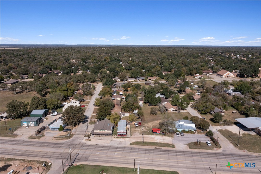 1916 W Cameron Avenue Property Photo 4