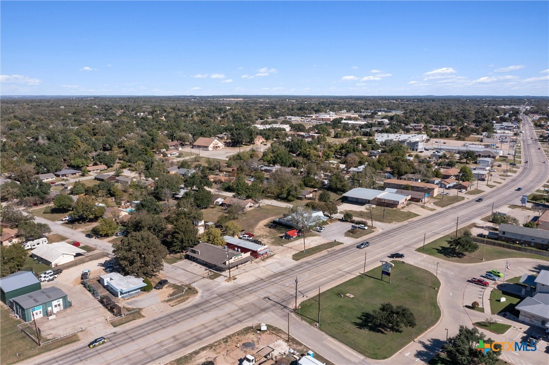 1916 W Cameron Avenue Property Photo 5
