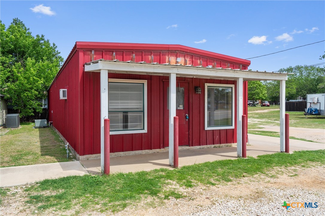 1916 W Cameron Avenue Property Photo 8