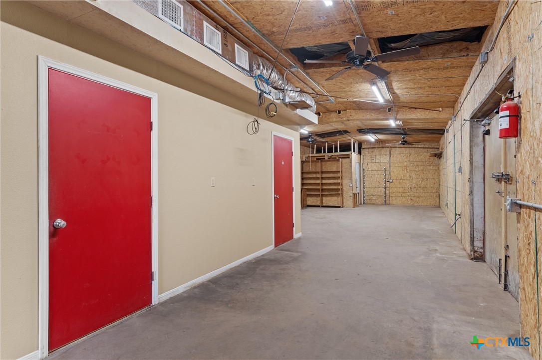 1916 W Cameron Avenue Property Photo 15