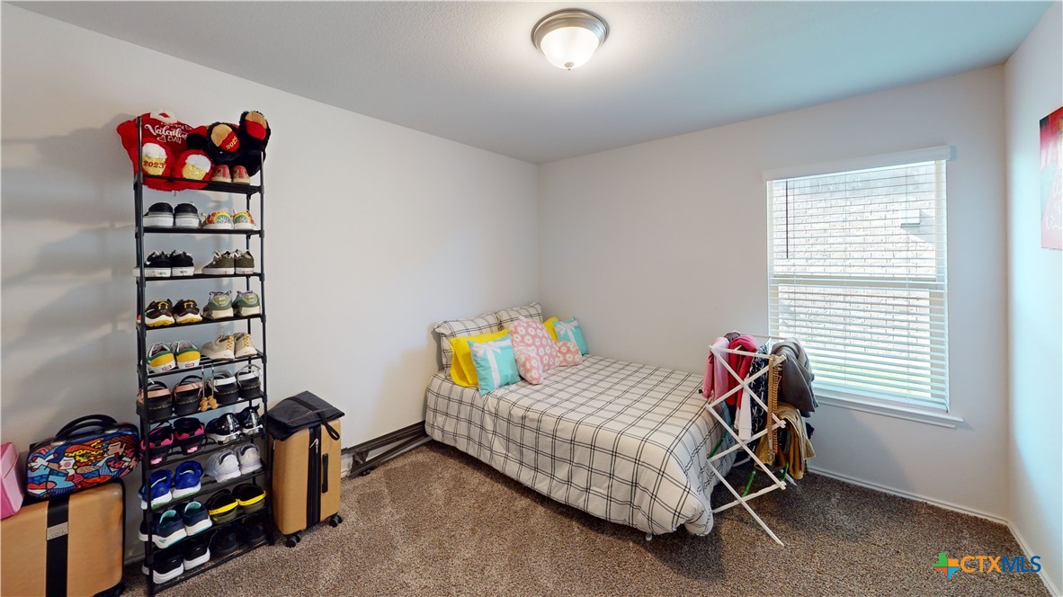 8915 Hidden Oaks Drive Property Photo 16