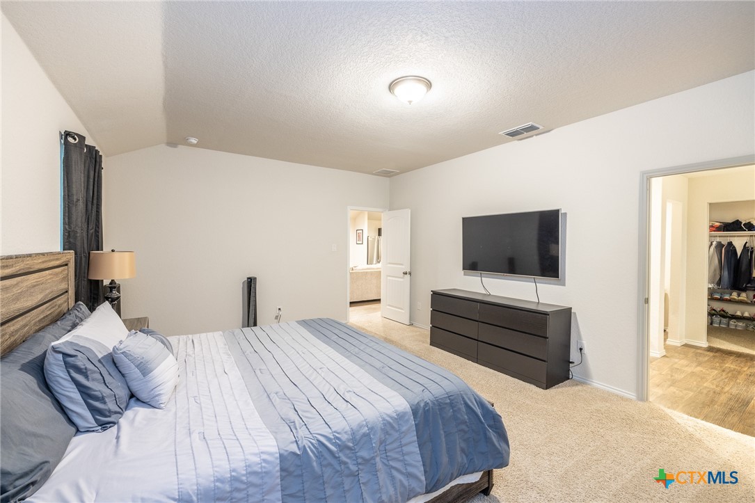 860 Margay Loop Property Photo 22