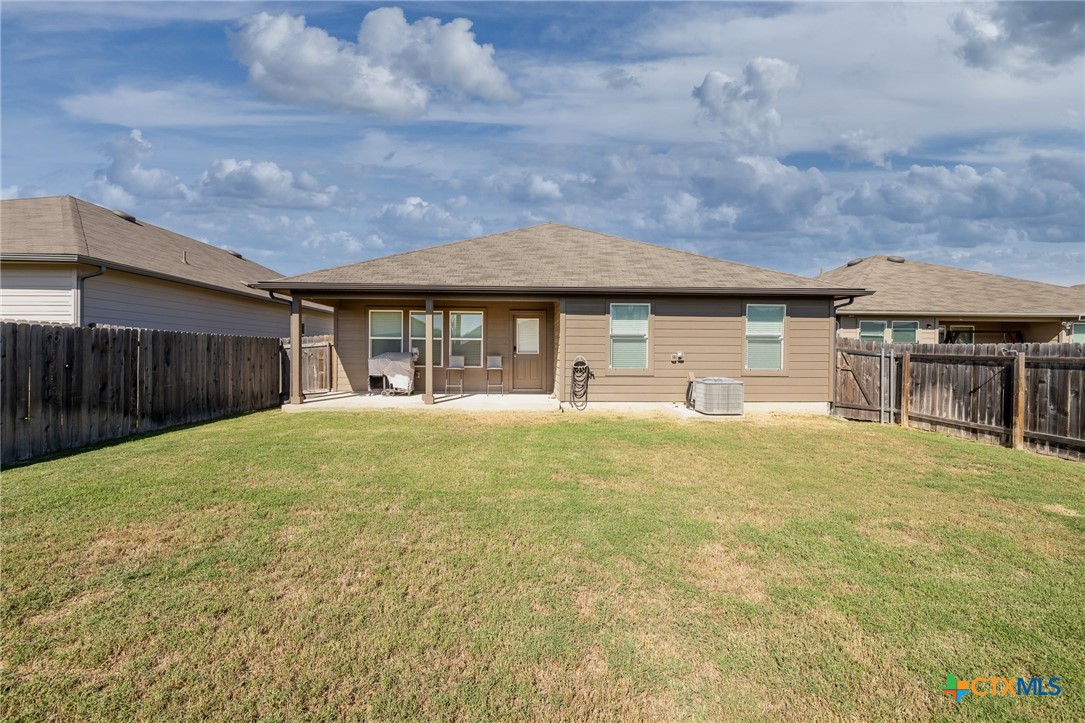 860 Margay Loop Property Photo 34