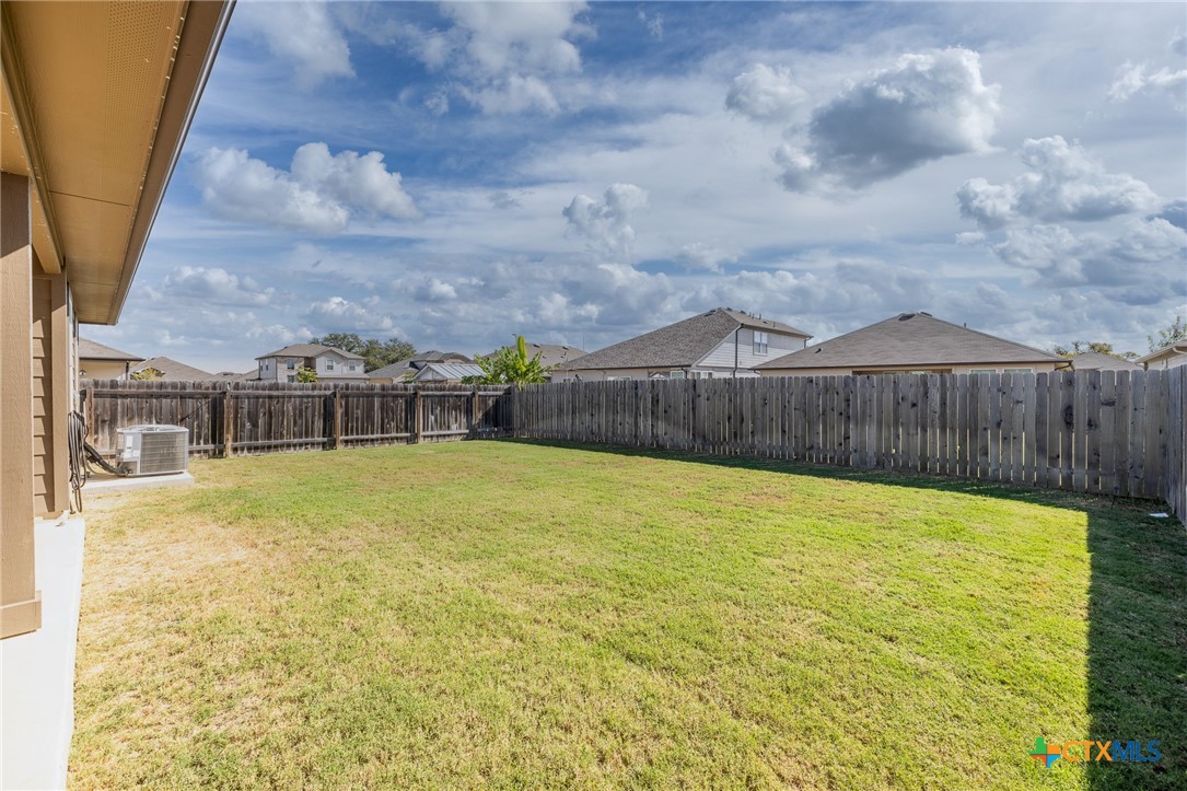 860 Margay Loop Property Photo 36