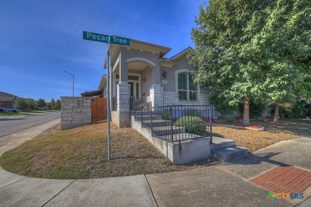 2244 Pecan Tree Property Photo 6