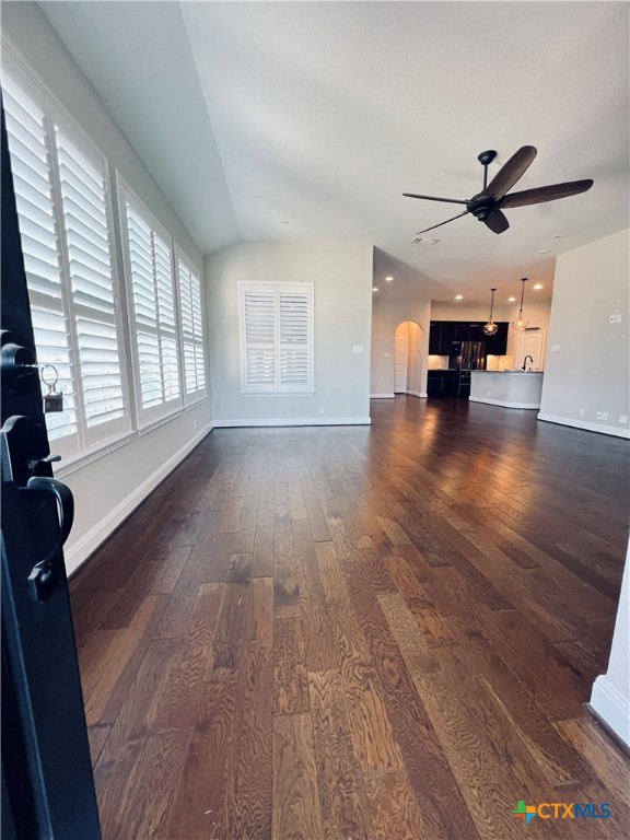 2244 Pecan Tree Property Photo 11