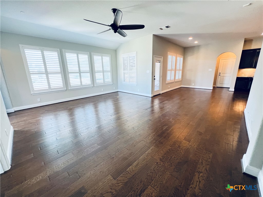 2244 Pecan Tree Property Photo 14