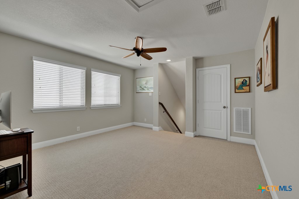 2244 Pecan Tree Property Photo 27