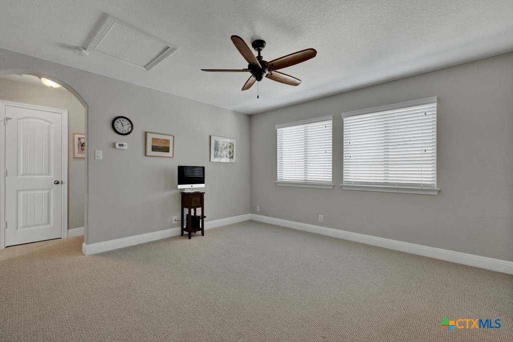 2244 Pecan Tree Property Photo 28