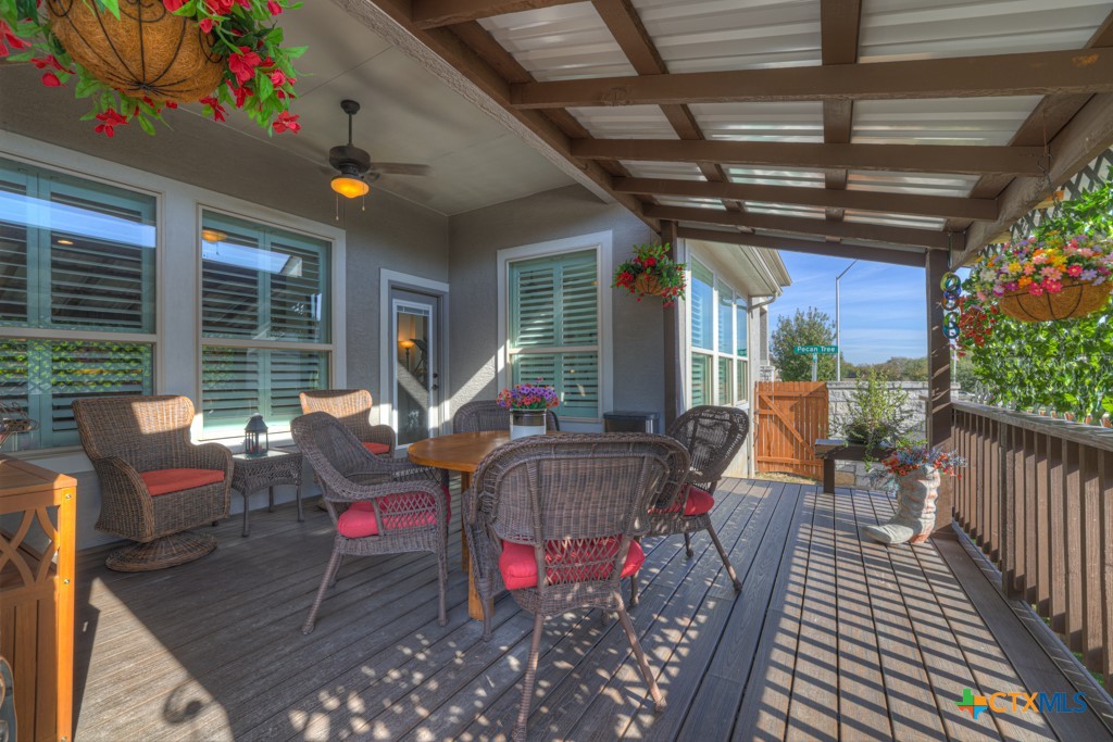 2244 Pecan Tree Property Photo 31