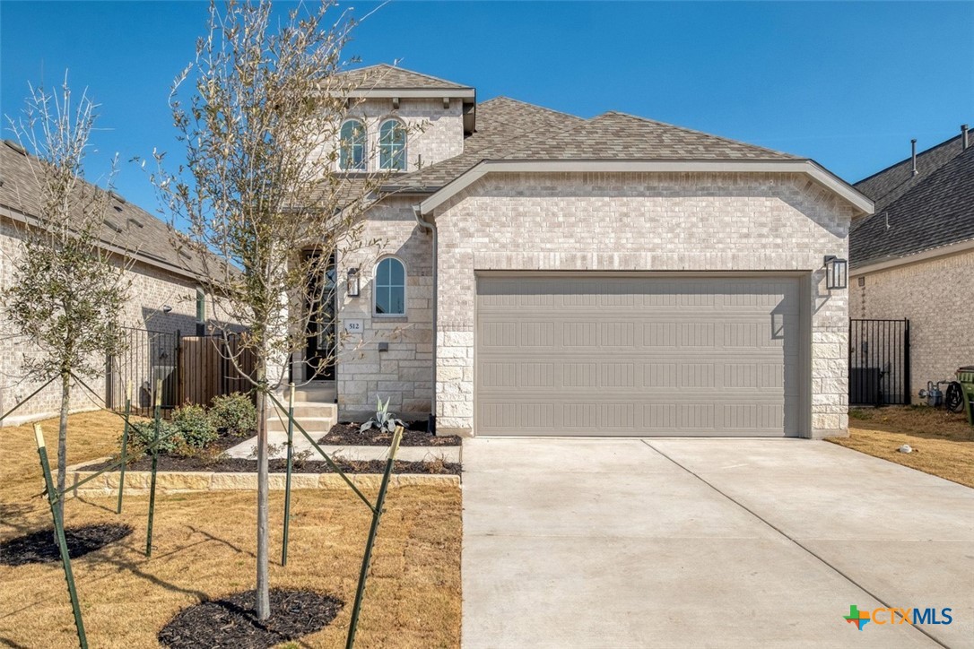 512 Gerona Court Property Photo 1