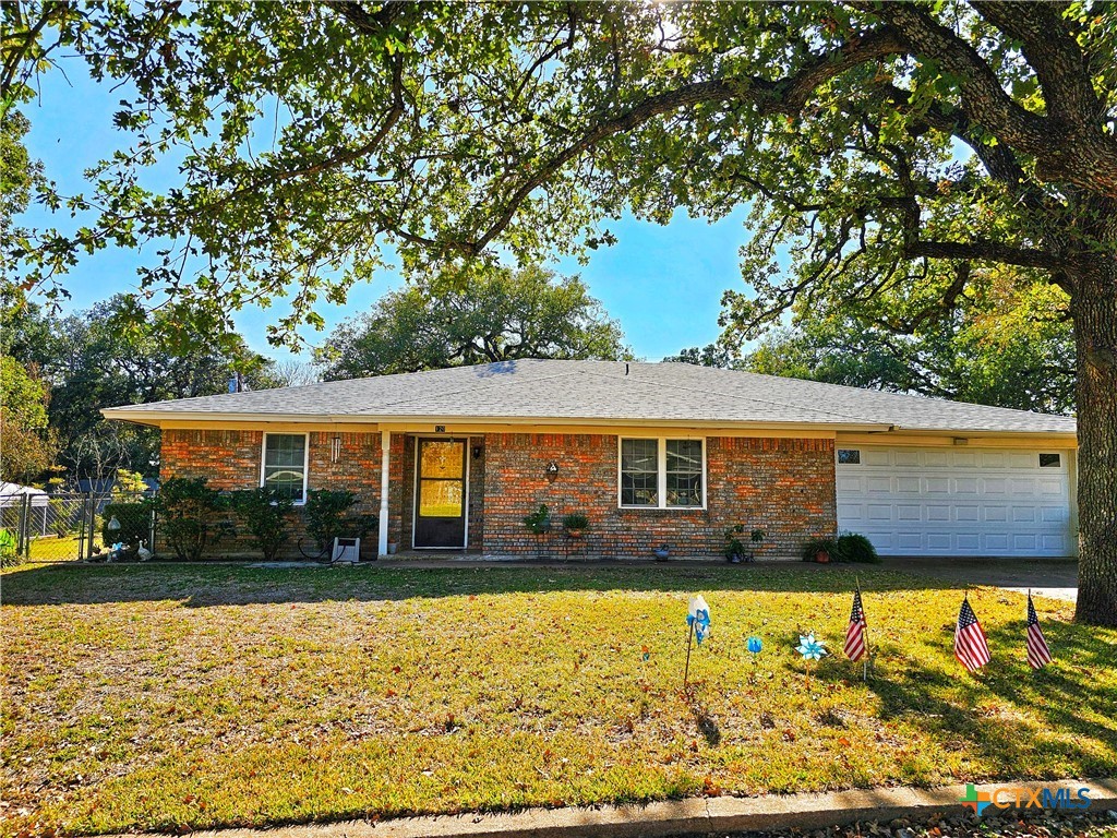 120 Gateway Circle Property Photo 1