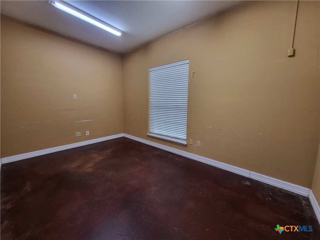 333 Indian Trail Property Photo 15