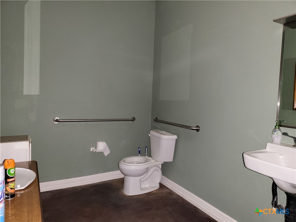 333 Indian Trail Property Photo 17