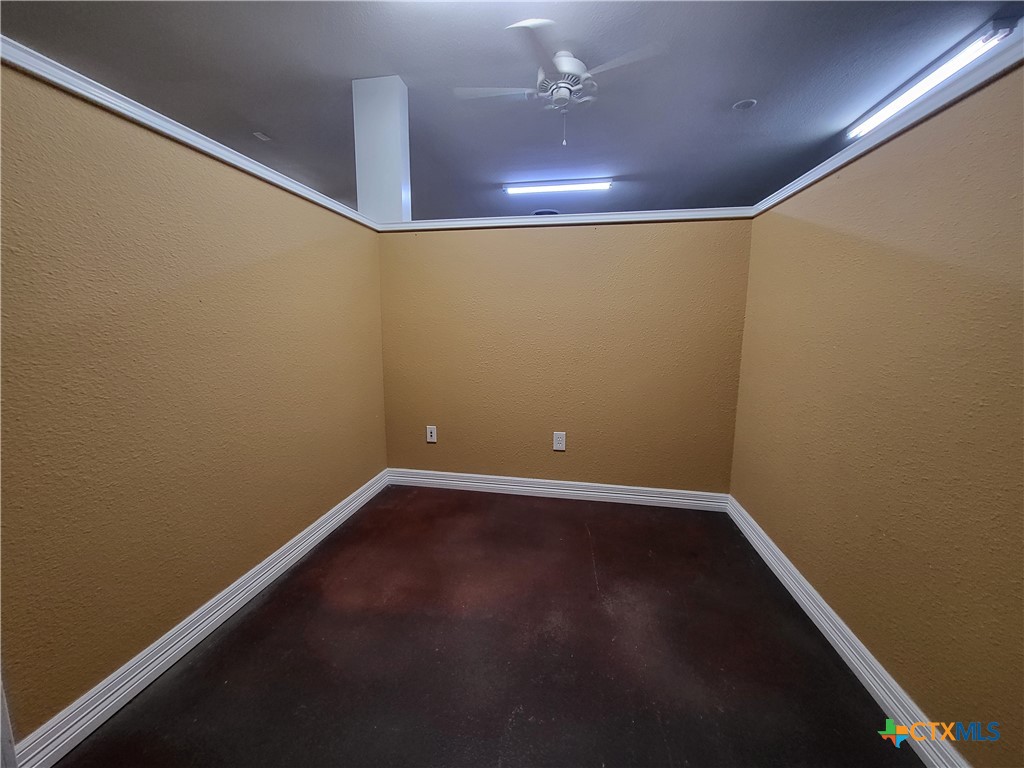 333 Indian Trail Property Photo 20