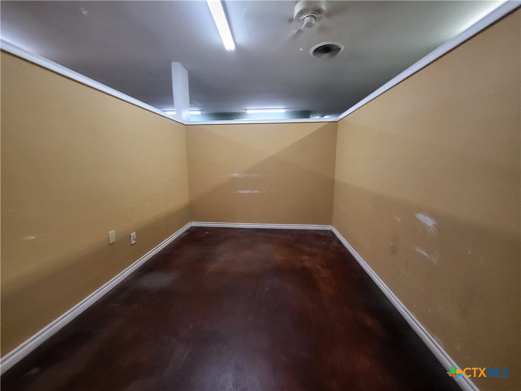 333 Indian Trail Property Photo 25