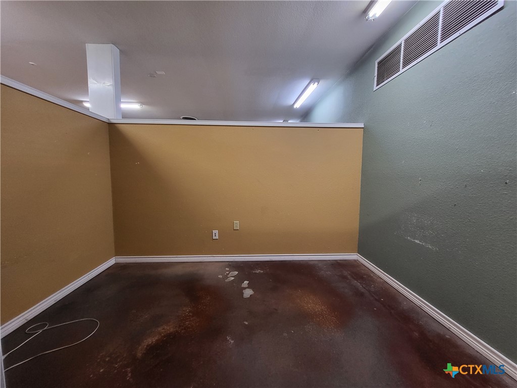 333 Indian Trail Property Photo 27