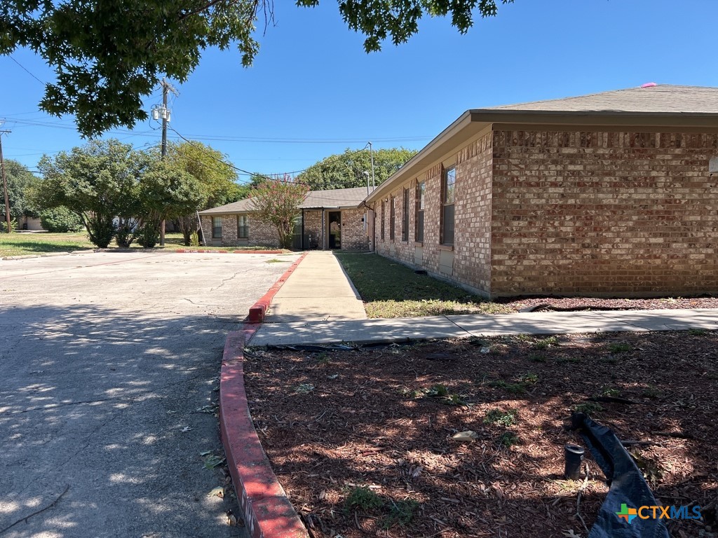 1002 Medical Drive Property Photo 2