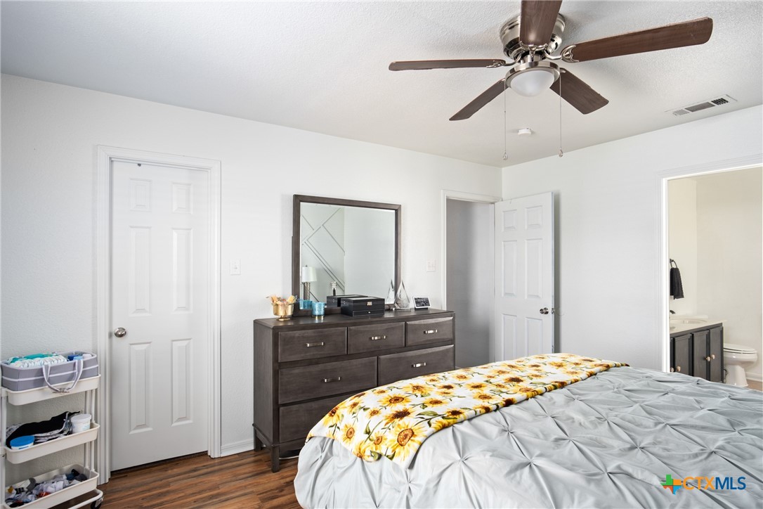 5607 Schorn Drive Property Photo 13