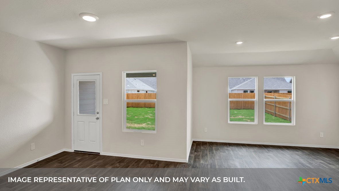 313 Wirecrested Drive Property Photo 11