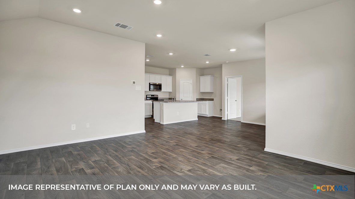 313 Wirecrested Drive Property Photo 13