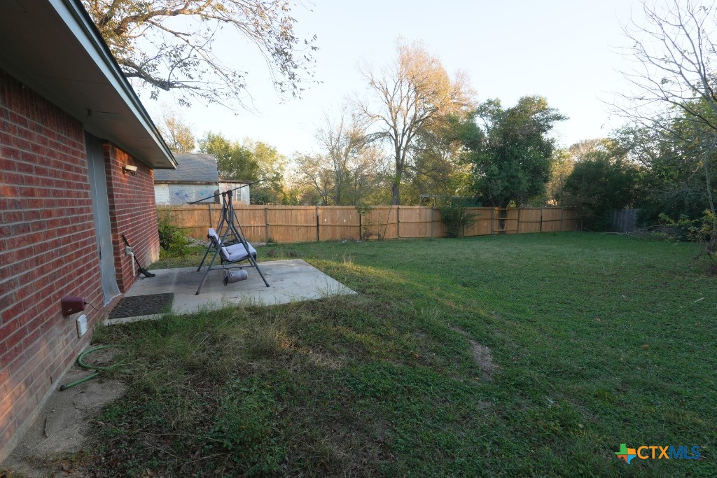 615 E 9th Avenue Property Photo 18