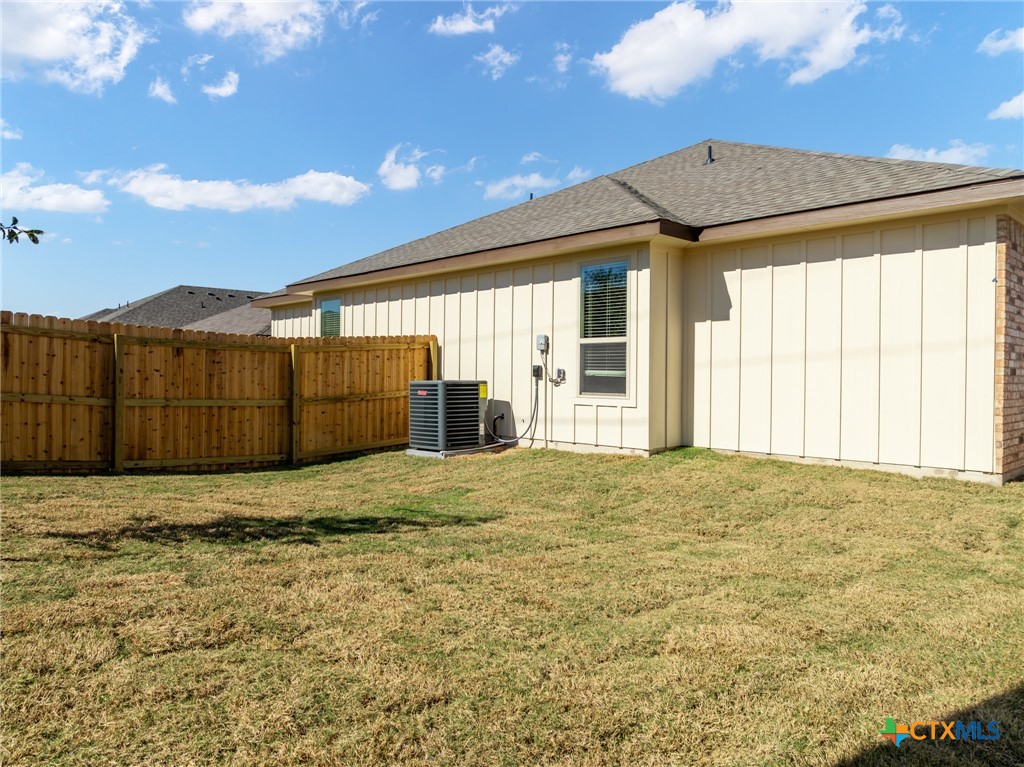 5104 Rose Garden Loop Property Photo 22
