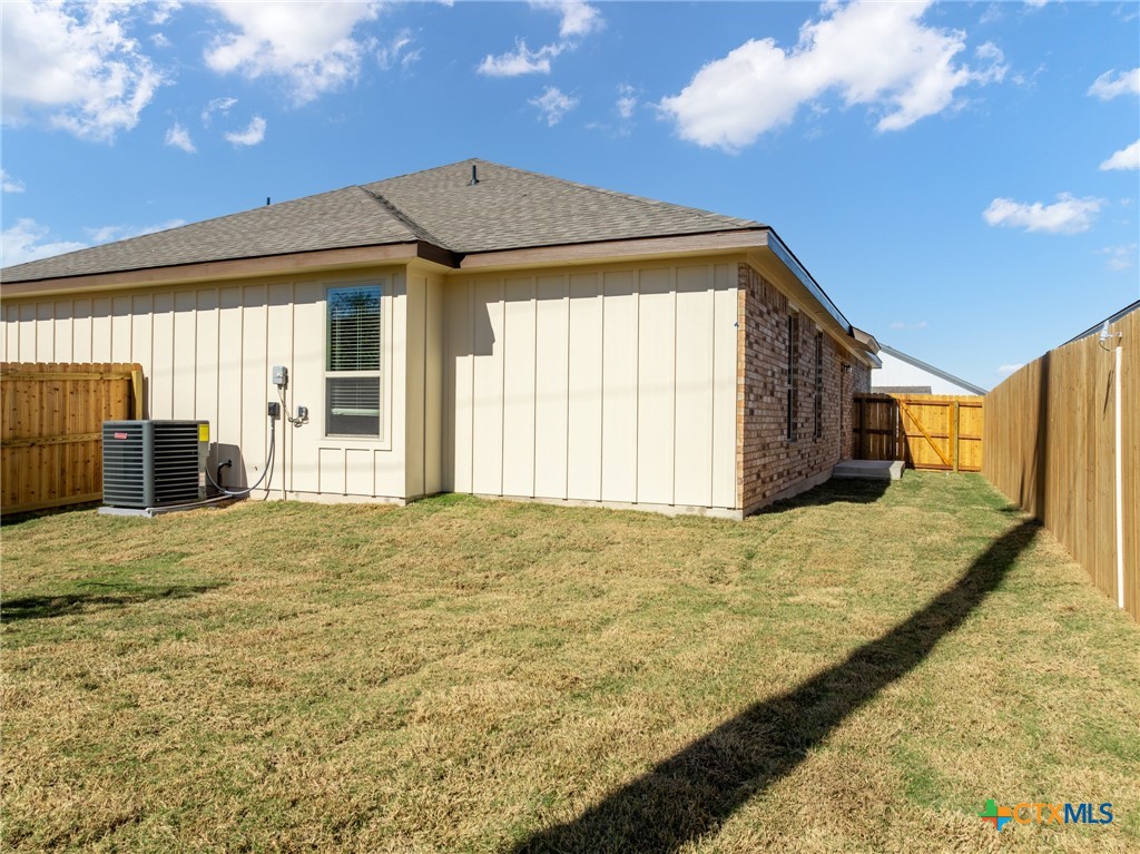 5104 Rose Garden Loop Property Photo 23