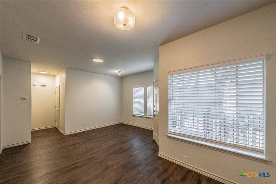 100 Jackman Street 109 Property Photo 6