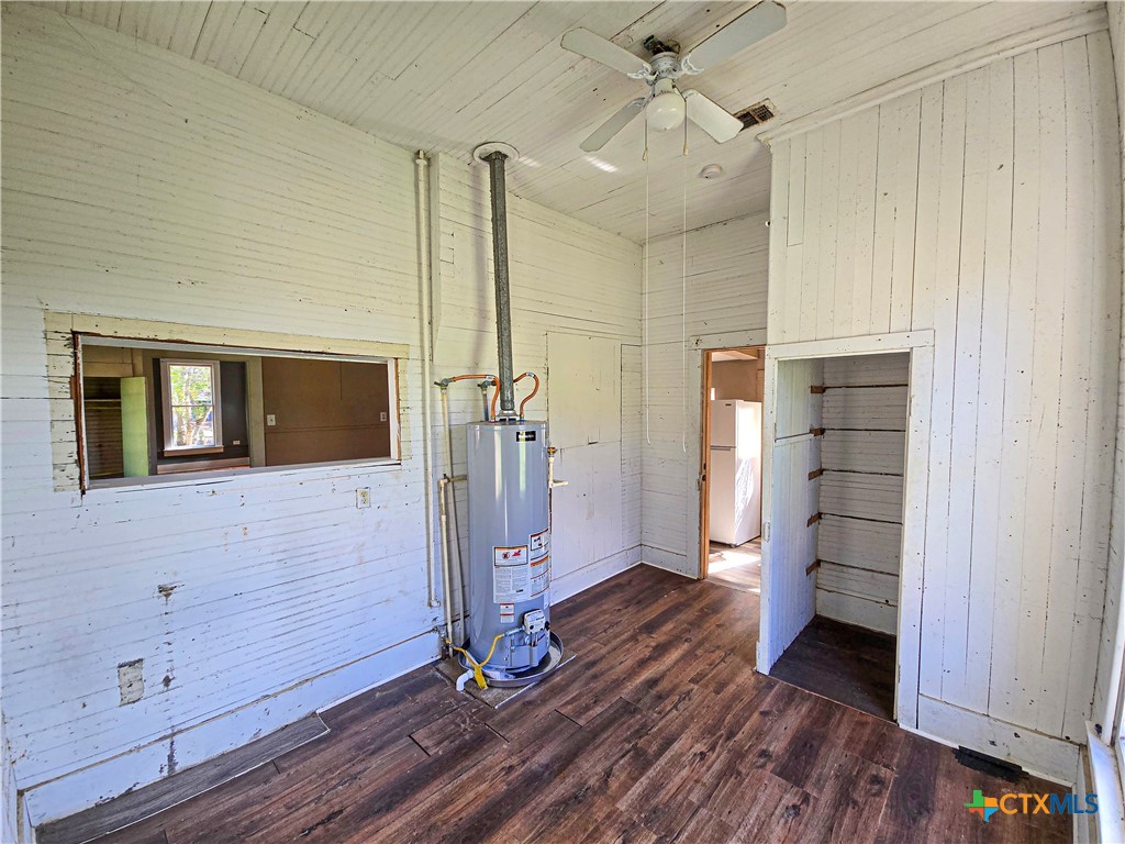 2816 Avenue G Property Photo 14