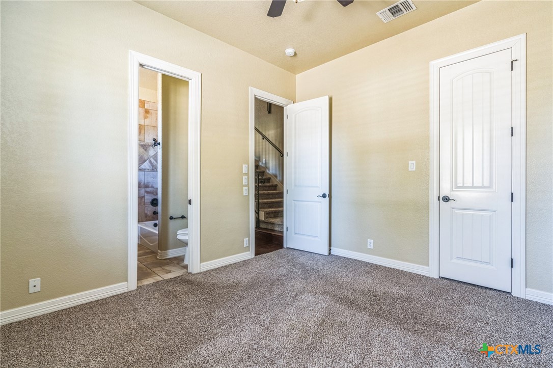 715 Deer Run Way Property Photo 12