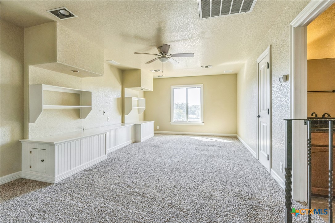 715 Deer Run Way Property Photo 16