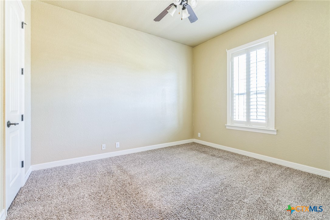 715 Deer Run Way Property Photo 17