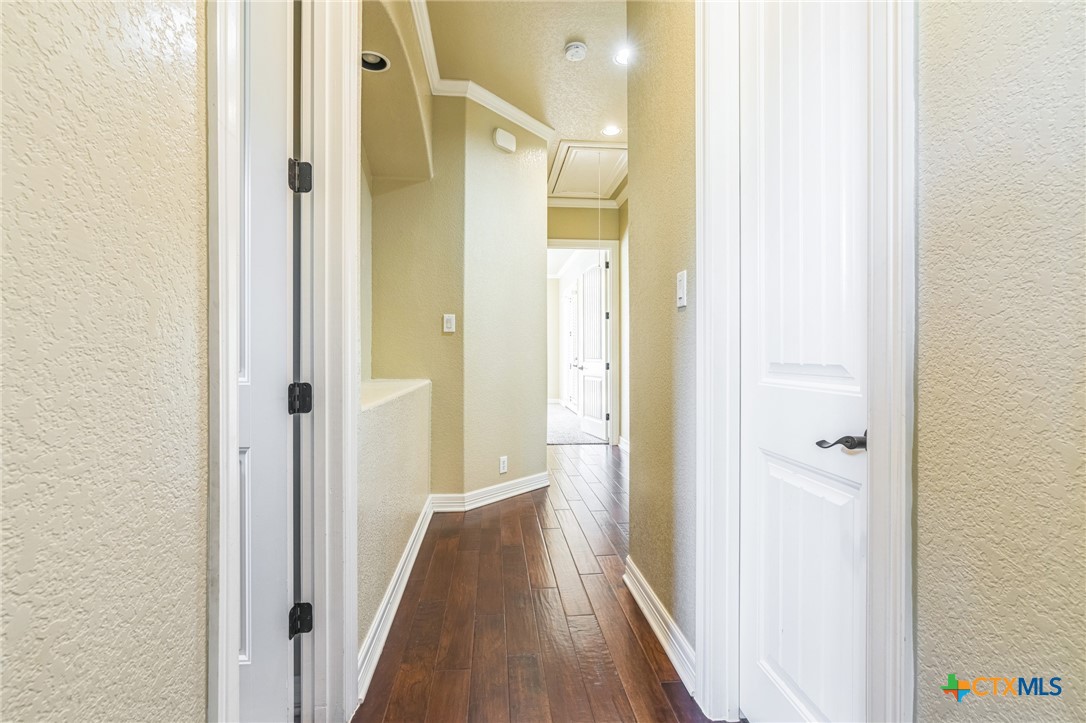 715 Deer Run Way Property Photo 27