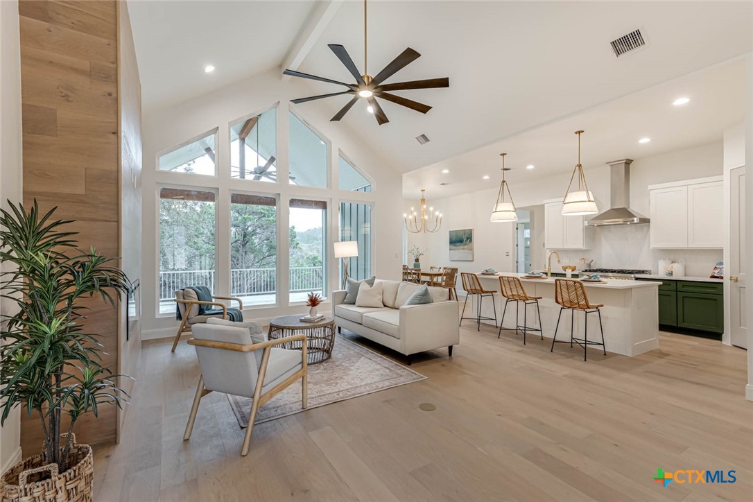 1274 Parton Road Property Photo