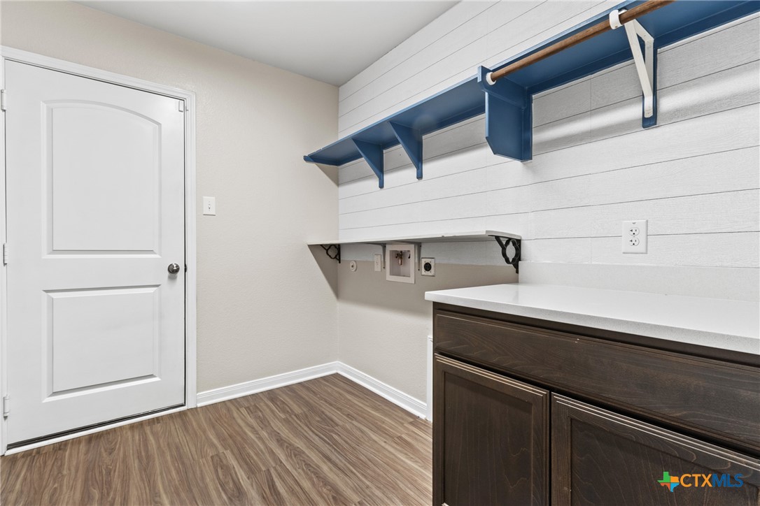 1910 Ashburn Drive Property Photo 14